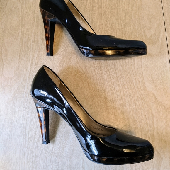 Jessica Simpson Black Patent Leather Tortoiseshell Lucite Heels size 7 - Picture 5 of 7